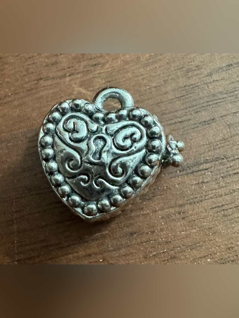 Silvertoned Heart Prayer Pendant Charm *READ*